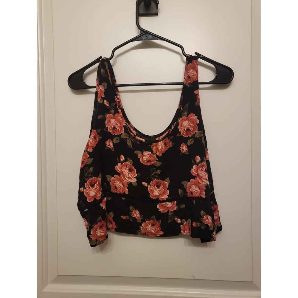 Crop Top Pink Black Floral Lace Forever 21 Size Medium
